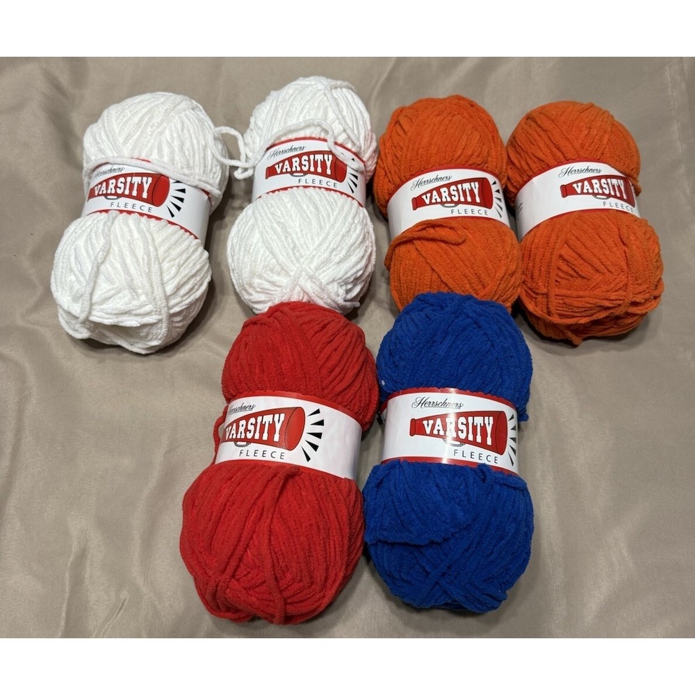 LOT OF 6 HERRSCHNER'S VARSITY FLEECE SKEINS, 125 YDS EACH